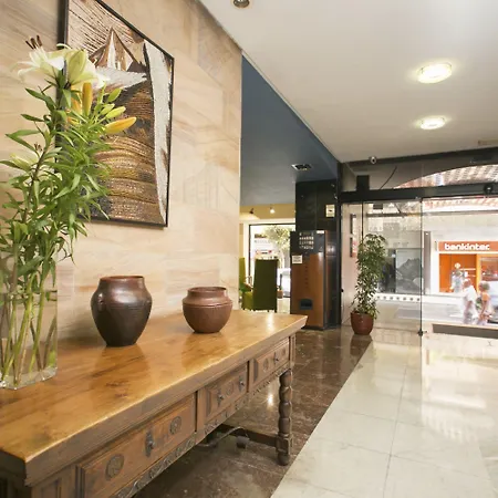 Hotel Livvo Fataga 4*